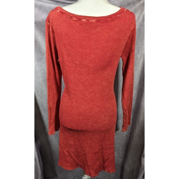 Able Bohemian Textured Knit Thermal Dress With Embroidered Floral Applique Accen - Picture 6 of 7